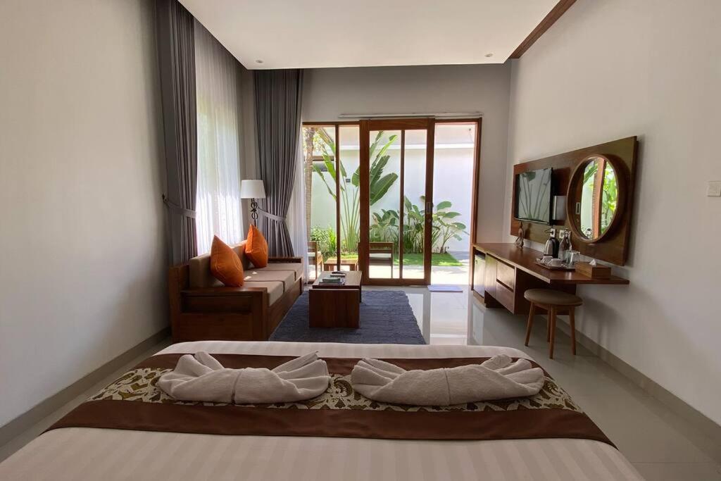 Nau Nusa Villa Batununggul Ngoại thất bức ảnh